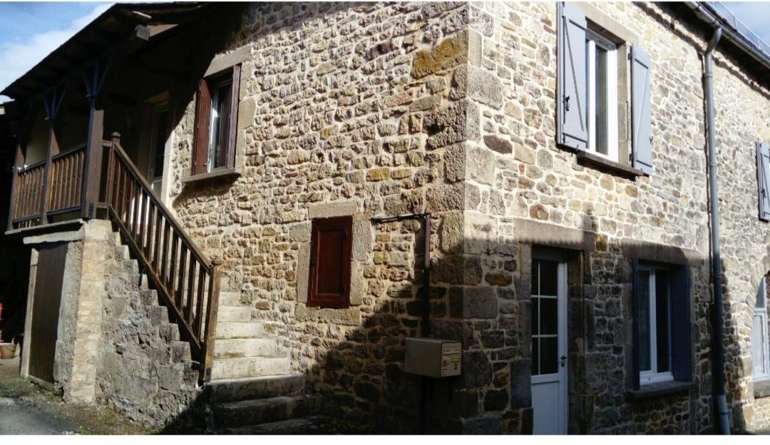 Maison De Village Goutrens ภายนอก รูปภาพ